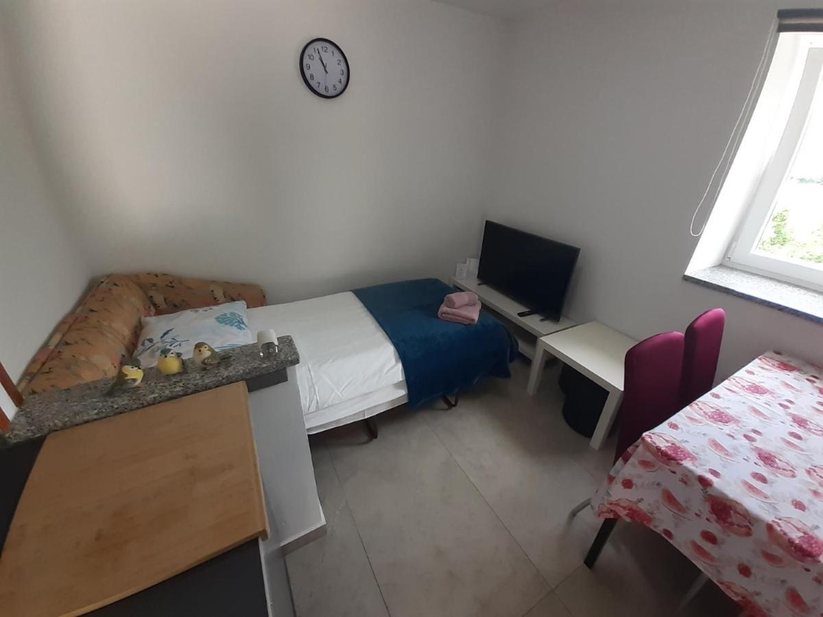 Apartman Sunset Plomin Ngoại thất bức ảnh