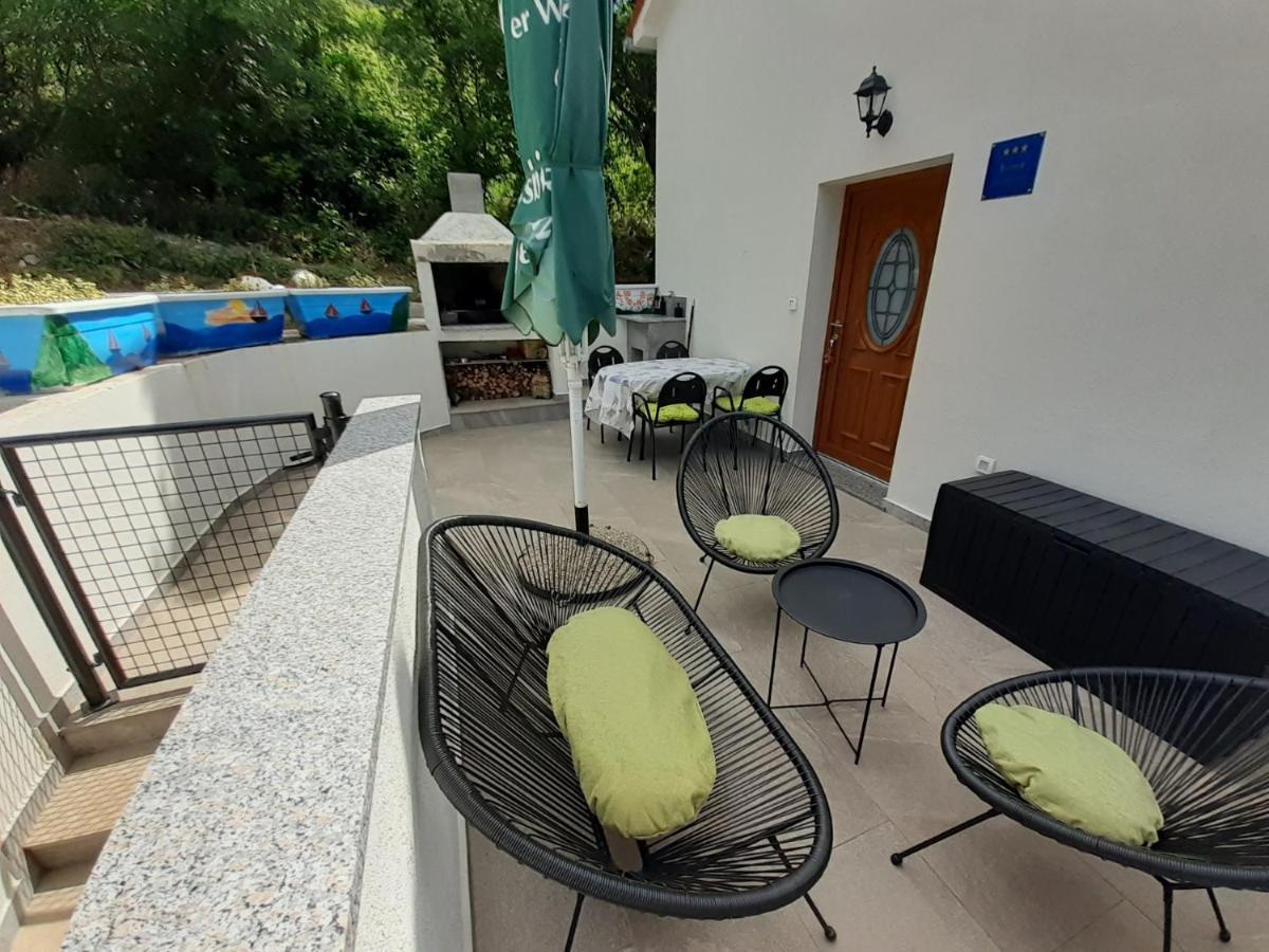 Apartman Sunset Plomin Ngoại thất bức ảnh